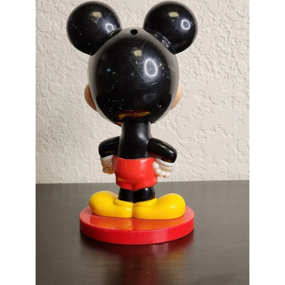 Walt Disney World‎ Resort Mickey Mouse Bobblehead Figure Collectible Red Base